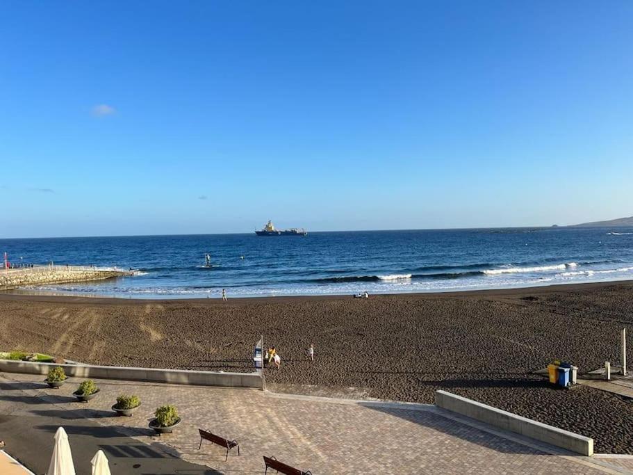 Pieds Dans L'Eau - Vue Sur Mer - Playa De Melenara Eksteriør billede